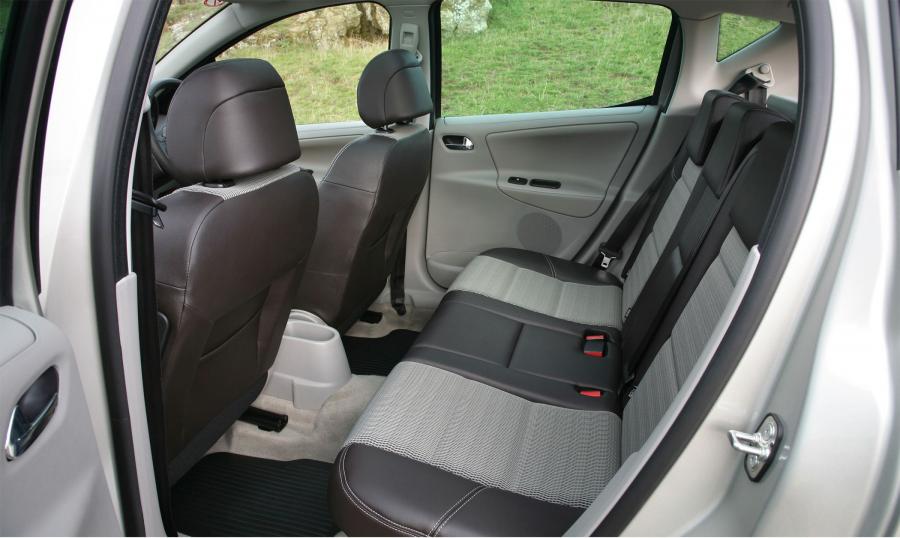  Peugeot 207 SW OutDoor 2008 года  (фото 57 из 68)